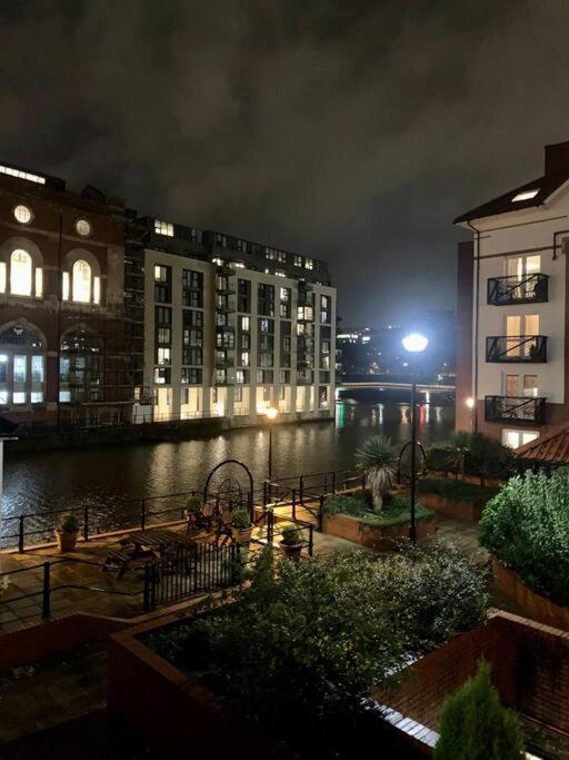Apartament Quiet Riverside With Views And Parking- Hopewell *